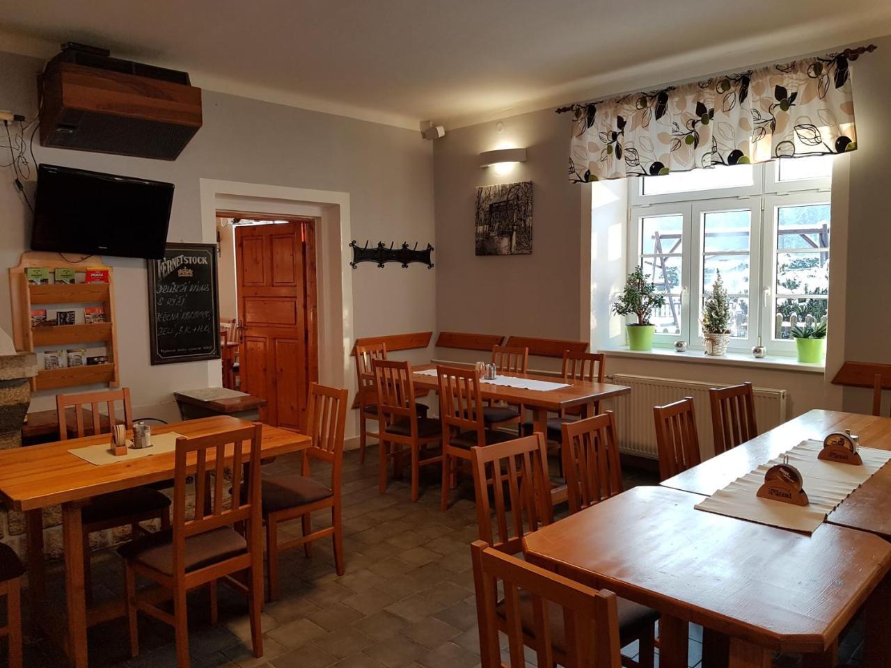 Pension Pod Lipou Loucovice ภายนอก รูปภาพ